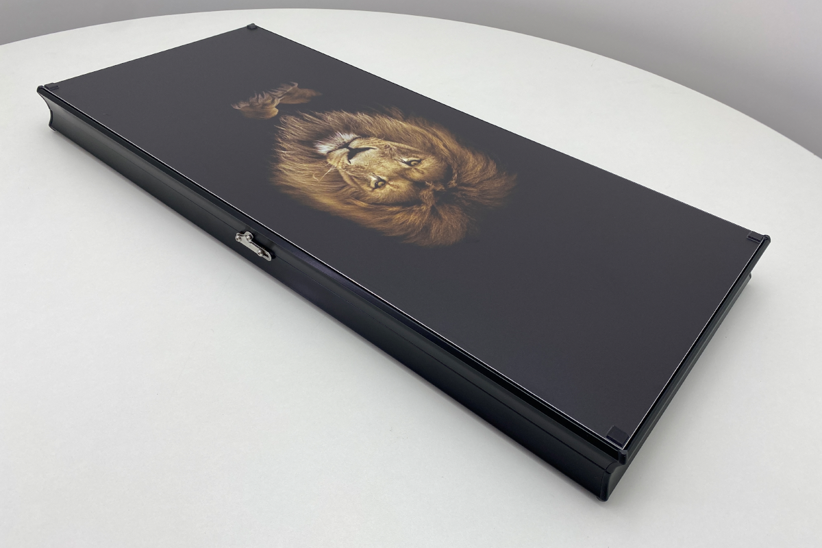 בלעדי: "The Lion" — שש־בש מזכוכית מחוסמת — premium tempered-glass שש־בש set