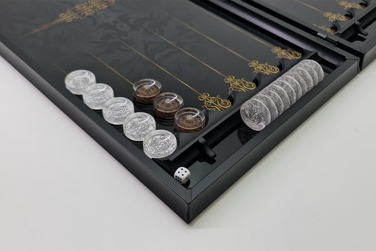 בלעדי: "קישוט מלכותי" — גבק ממולא זכוכית